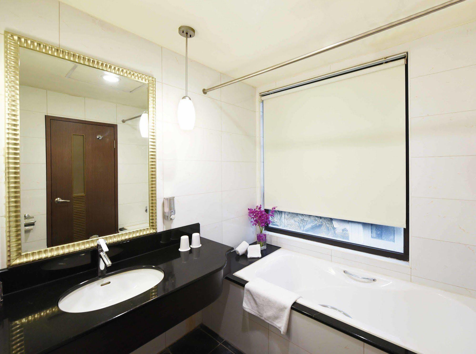 Fullon Hotel Sanyin Szanhszia Kültér fotó